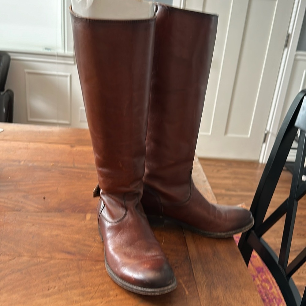 Frye boots, brown, EUC size 6.5